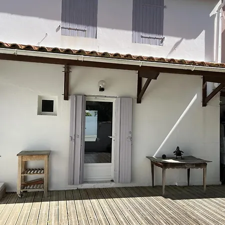 La K Nard Au Centre De Trojan Holiday home