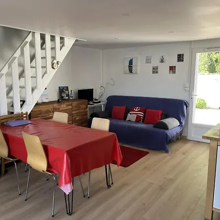 Holiday home La K Nard Au Centre De Trojan *